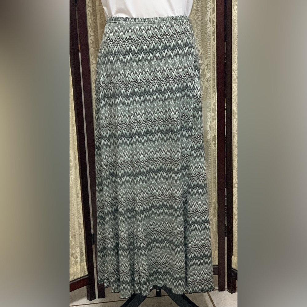 BRIGGS NY ZIGZAG PRINT PANEL MAXI SKIRT - SZ XL - Picture 1 of 4